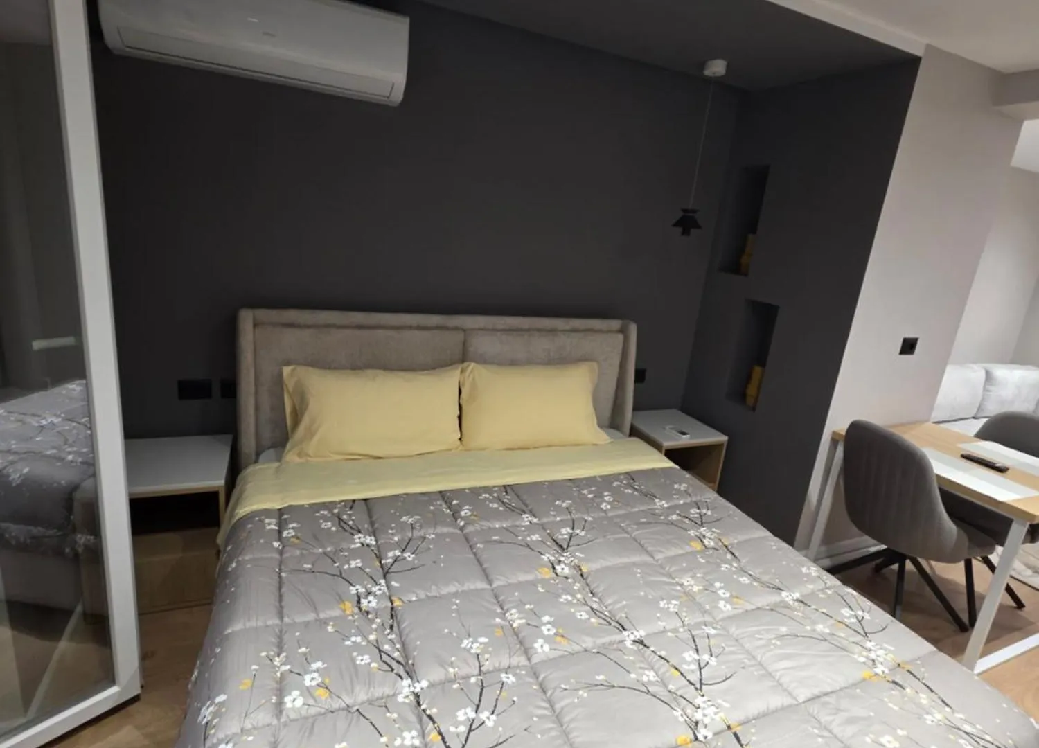 Twoviews Apartements 1 Tirana Apartamento